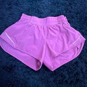Hotty Hot Shorts Size 4 Great condition